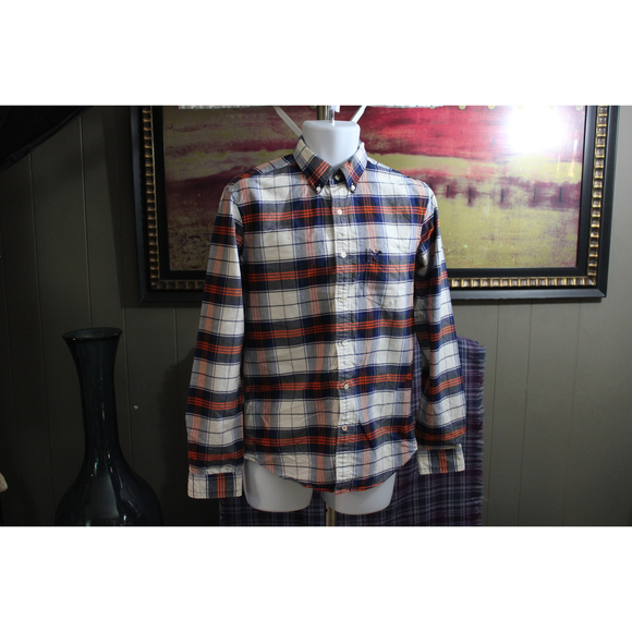 American Eagle Outfitters Plaid Long Sleeve Slim Fit Button Down Shirt - Picture 2 of 10
